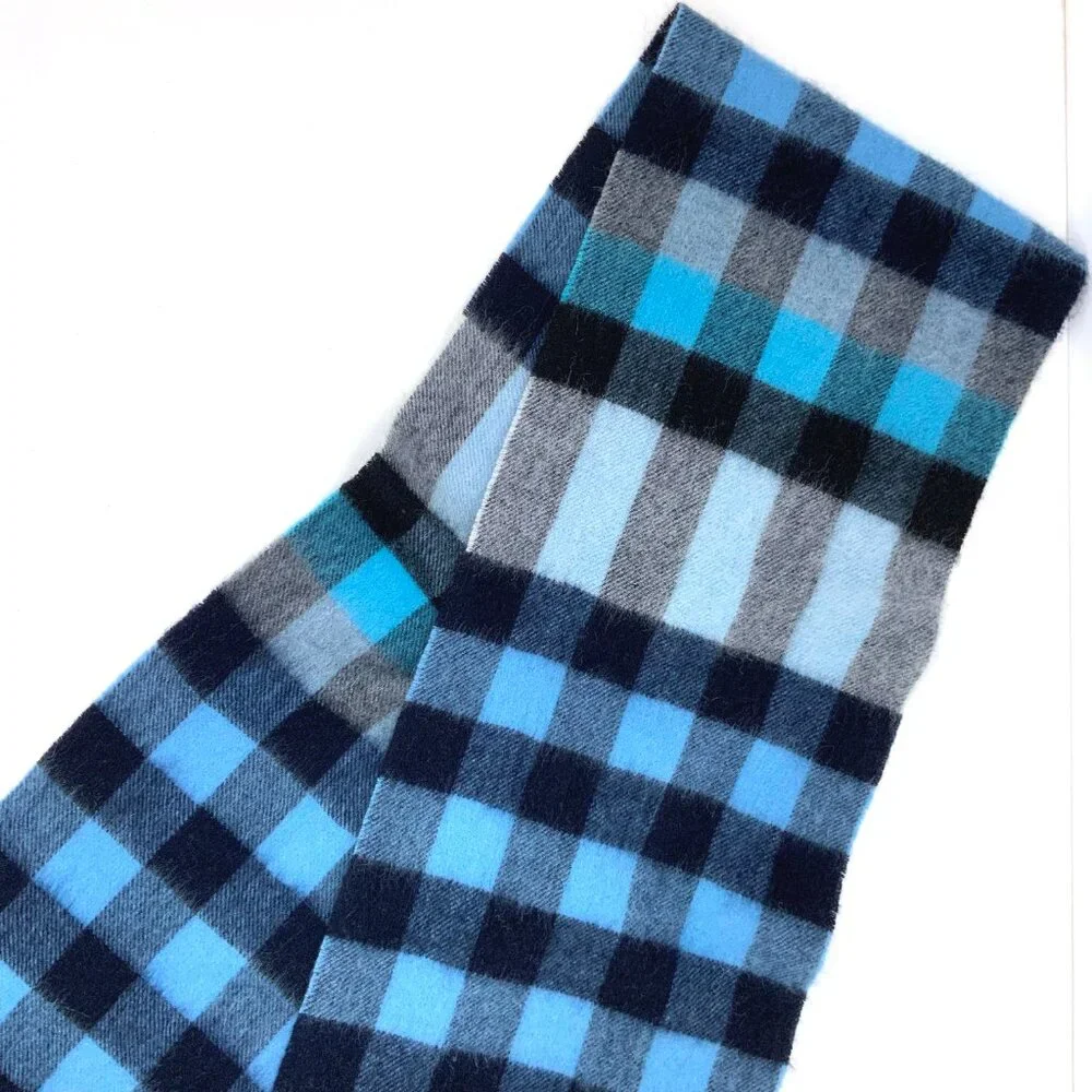 Ballantrae Edinburgh 100% Lambswool Recttungular Scarf Blue and Black